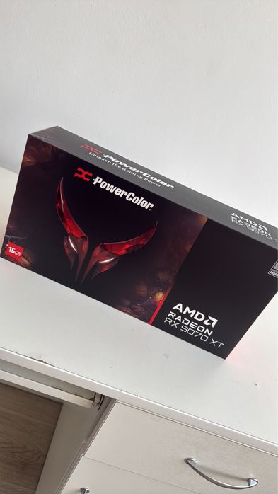 Видео карта RX 9070 XT 16GB Red devil