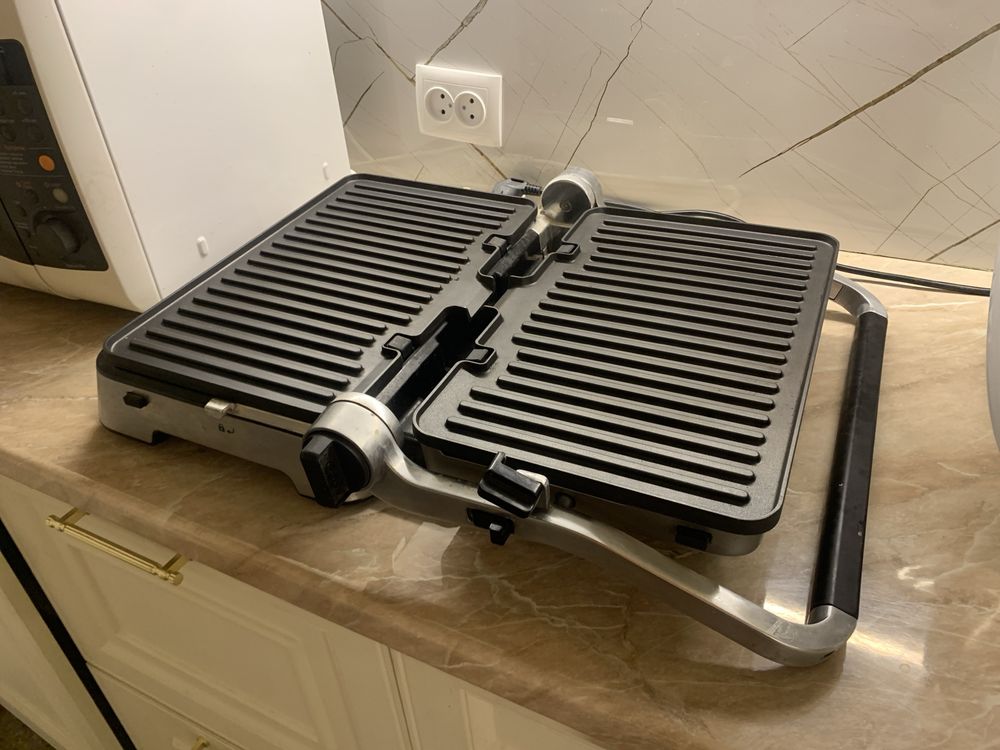 Продается мультигриль - DeLonghi Muti Grill