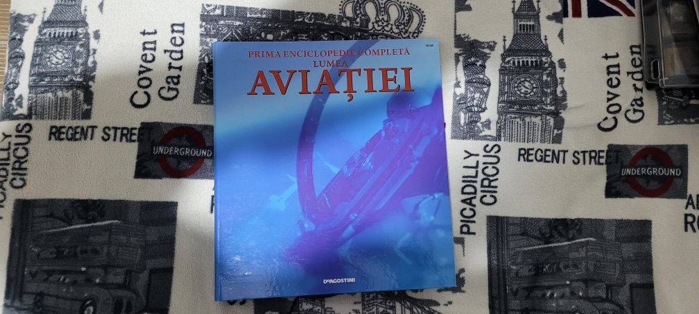 Lumea Aviației Primul Biblioraft