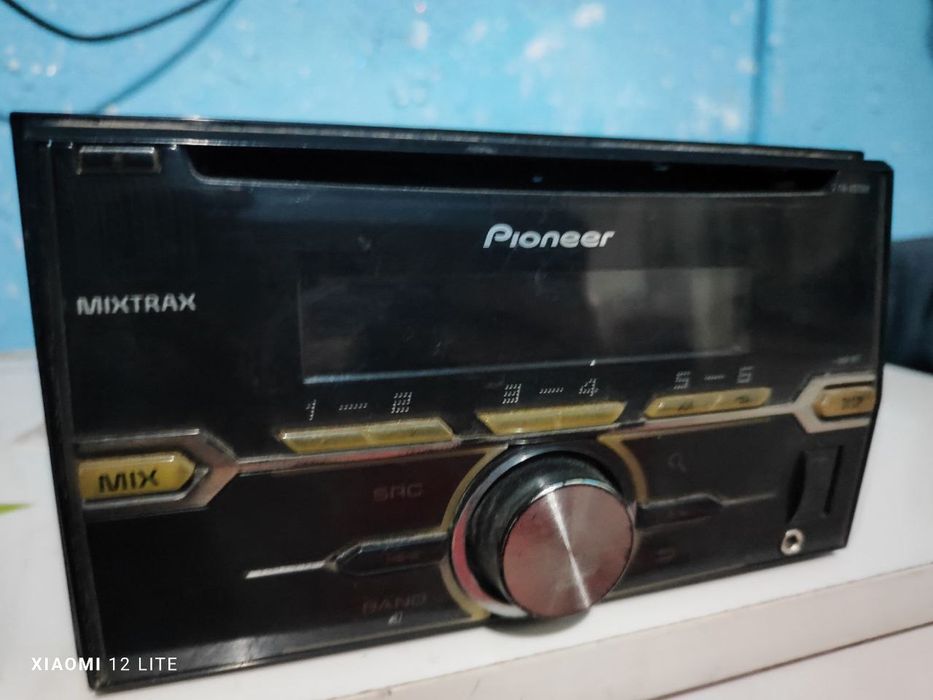 Pioneer 575 sotiladi