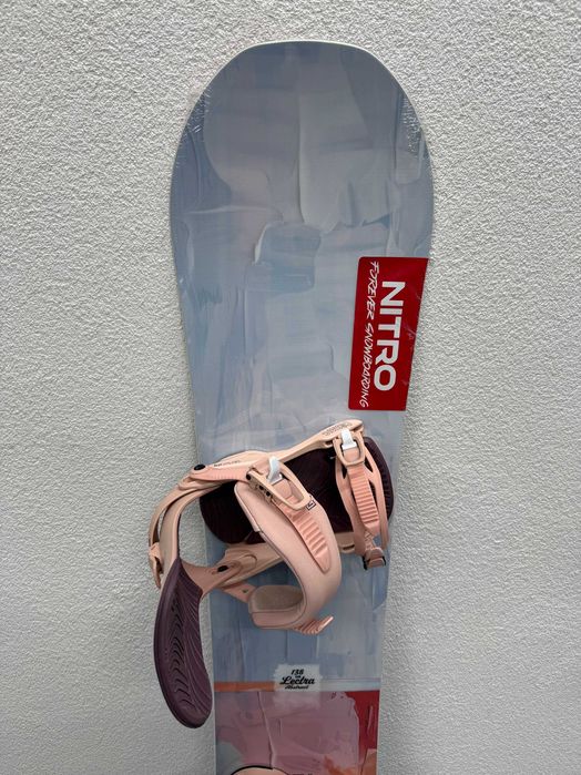 placa noua snowboard nitro lectra abstract L138cm