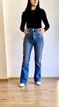Дамски дънки клош / flare jeans / разкроени панталони