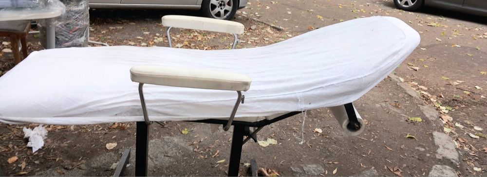 Масажно козметично легло, масаж, антицелулитни, козметични, татуировки