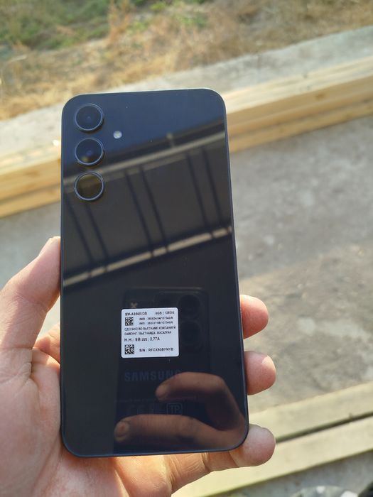 Samsung Galaxy A35  5G pochti yangi, holati ideal xotira 128 ga 8