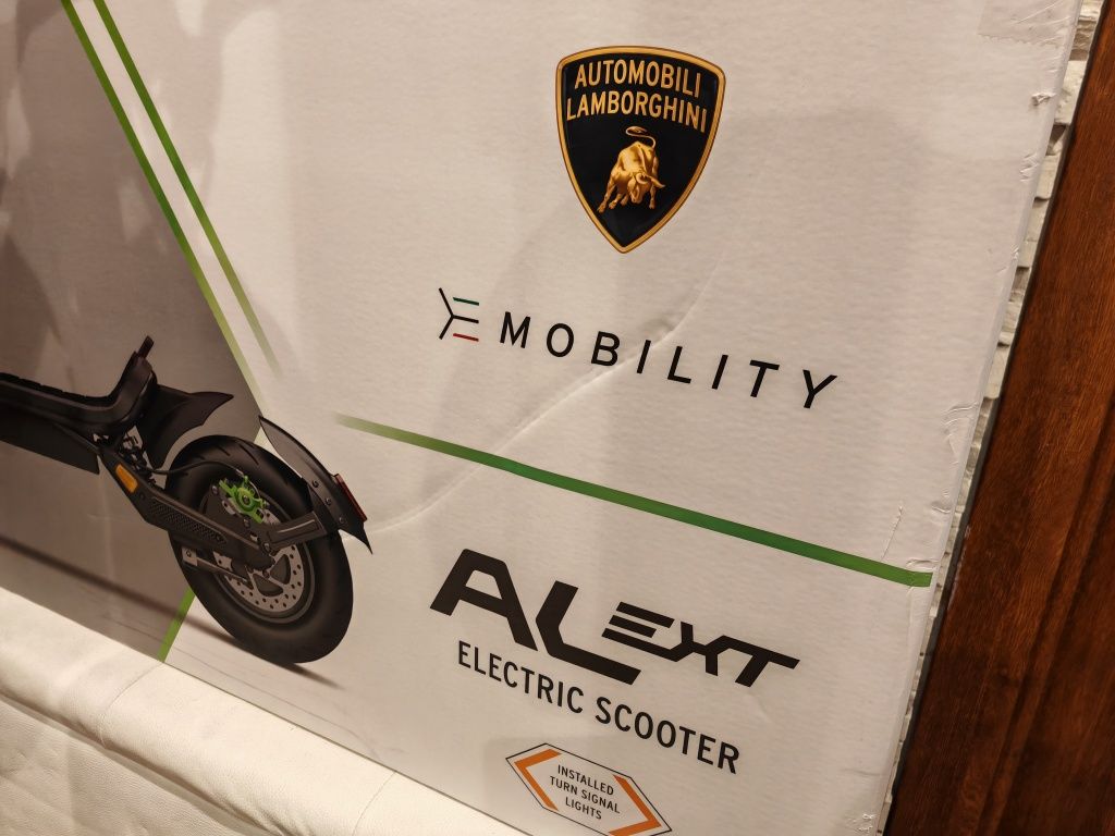 LAMBORGHINI ALEXT GREEN TS ГАРАНЦИЯ 2г. Електрически скутер тротинетка