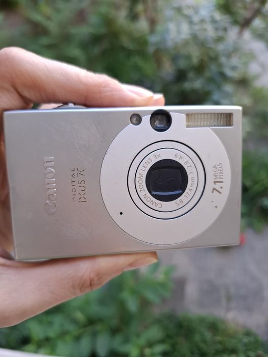 Компактен дигитален фотоапарат CANON DIGITAL IXUS 70