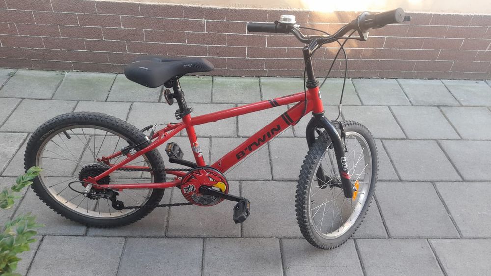vand bicicleta baieti urgent