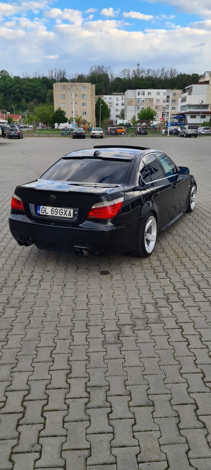 Bmw E60 530i an 2009 Automat full