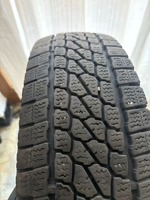 Гуми за бус Firestone