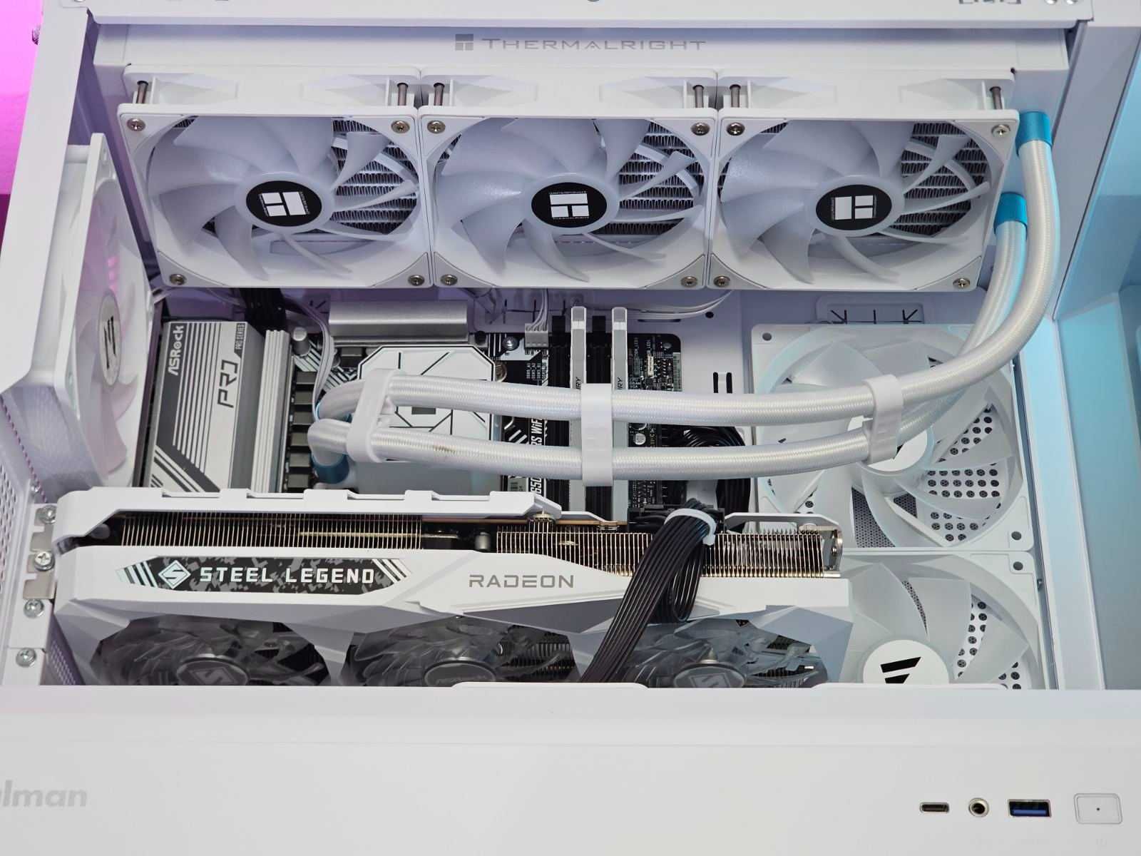 RX 7800XT 16GB/Ryzen 7-7700/RAM 32GB/SSD 1TB/Водно/Чисто Нов+Гаранция