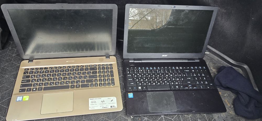 Продам ноутбук 2штуки не работают