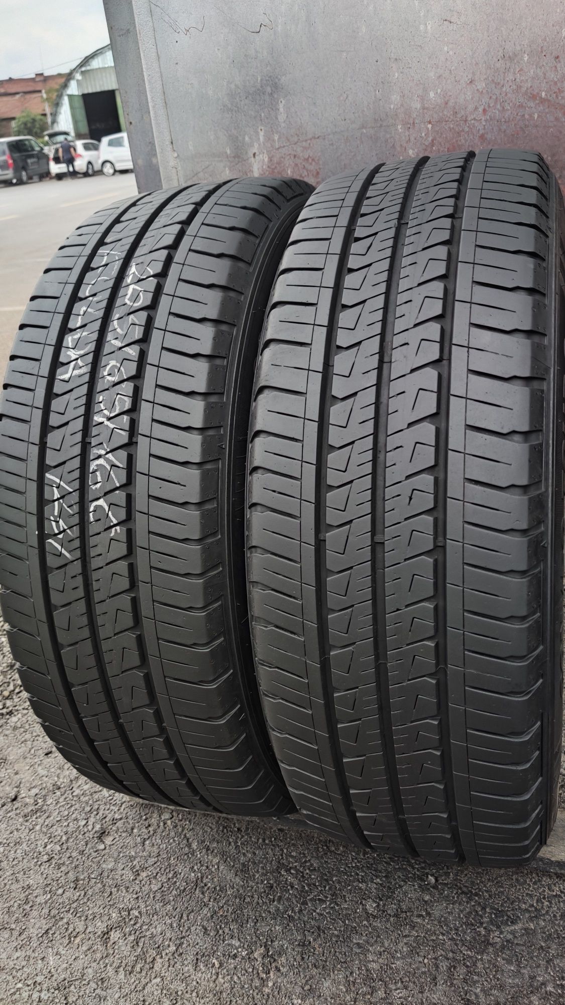 2бр. бусови гуми 205/65/16C, Fulda Conveon Tour, dot23
dot23 
8+mm
Мн