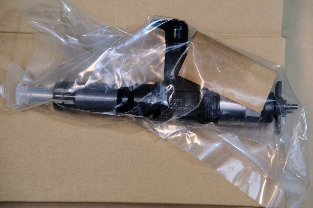 OE Isuzu 8982384632 Injector