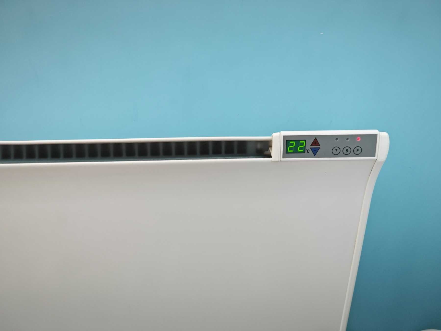 Adax Glamox 2000W