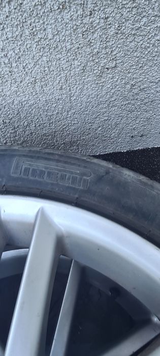 De vanzare anvelope de vara 255/ 35 / 19 cu tot cu jante ,