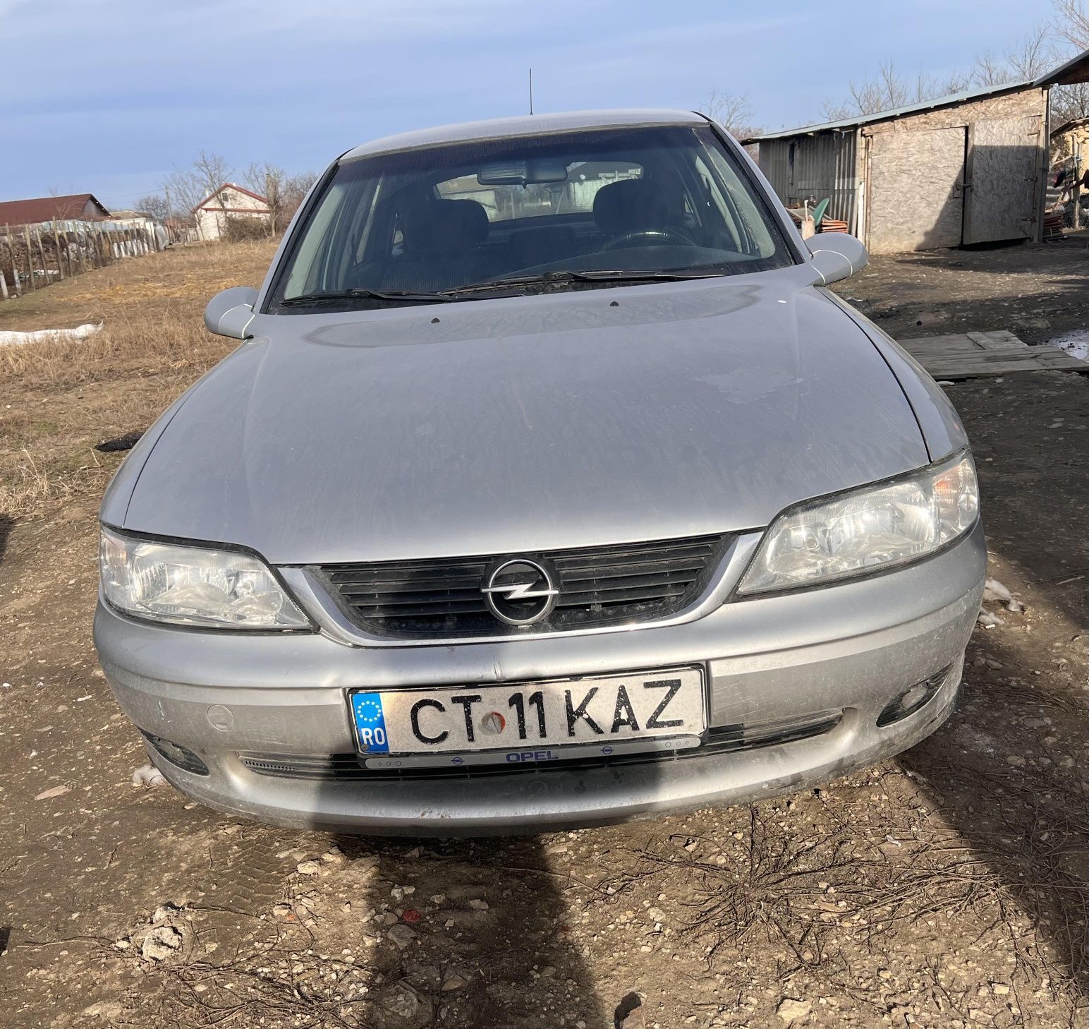 Opel vectra motor 1,8,benzina ,direct proprietar.