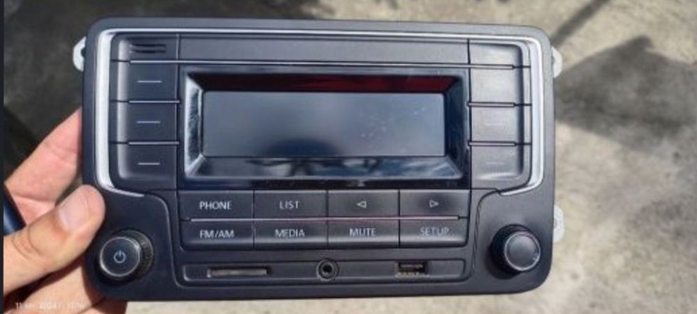 Продам магнитолу Volkswagen