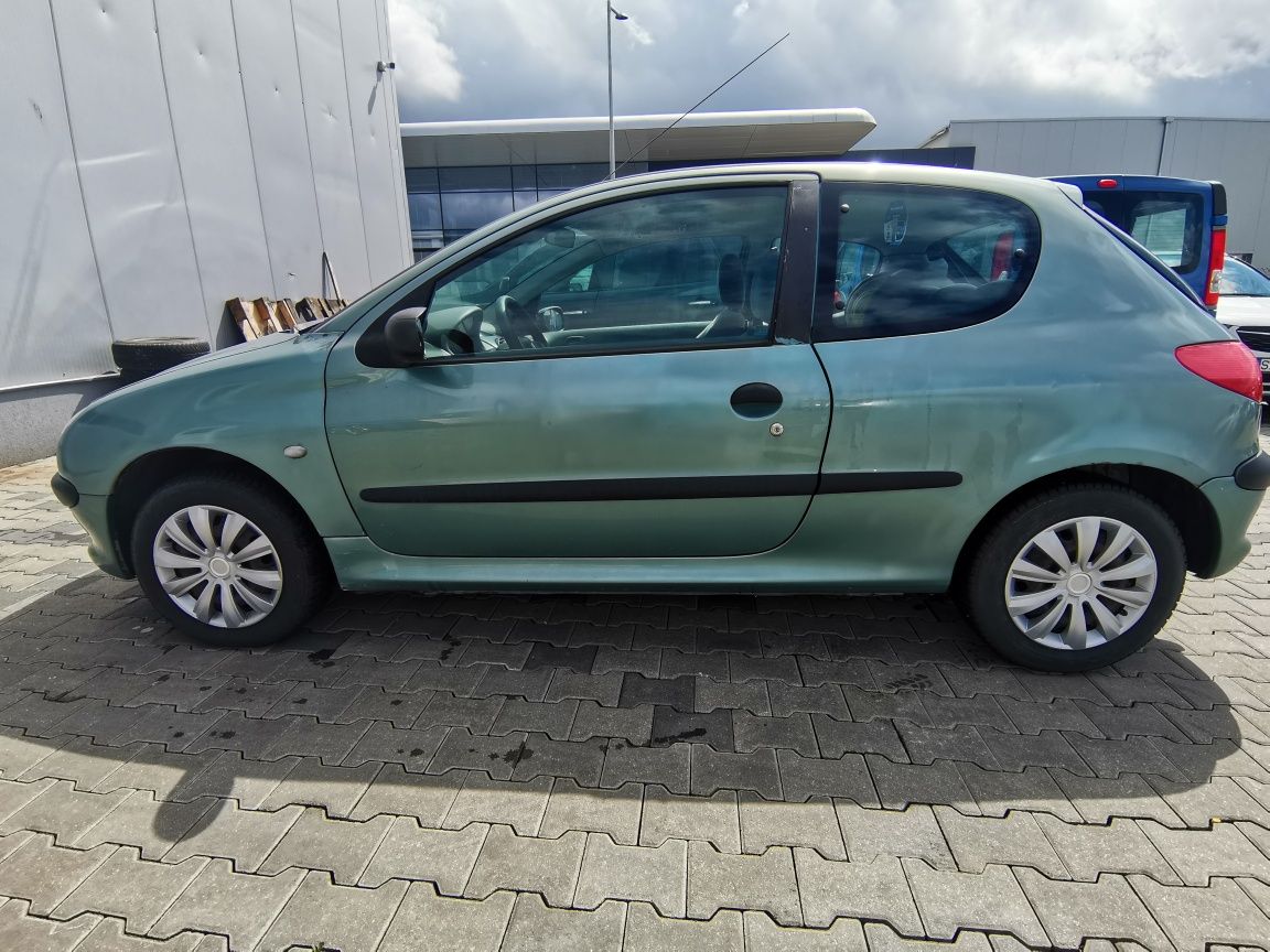 Peugeot 206 1.4 benzina