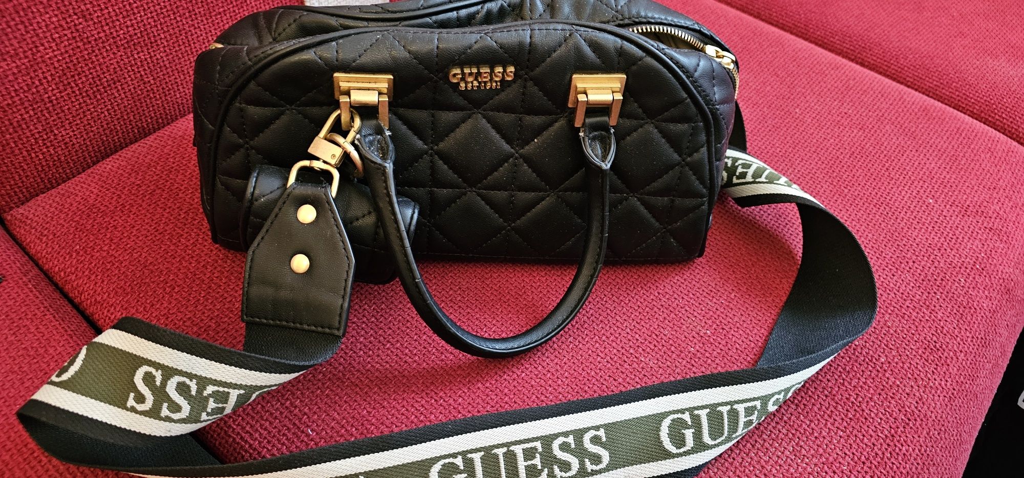 Чанта Guess С протмоненце
