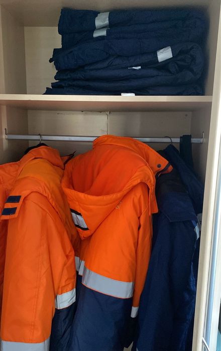 Зимняя одежда и обувь