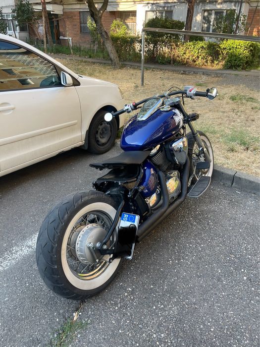Bobber Suzuki VL800 2013