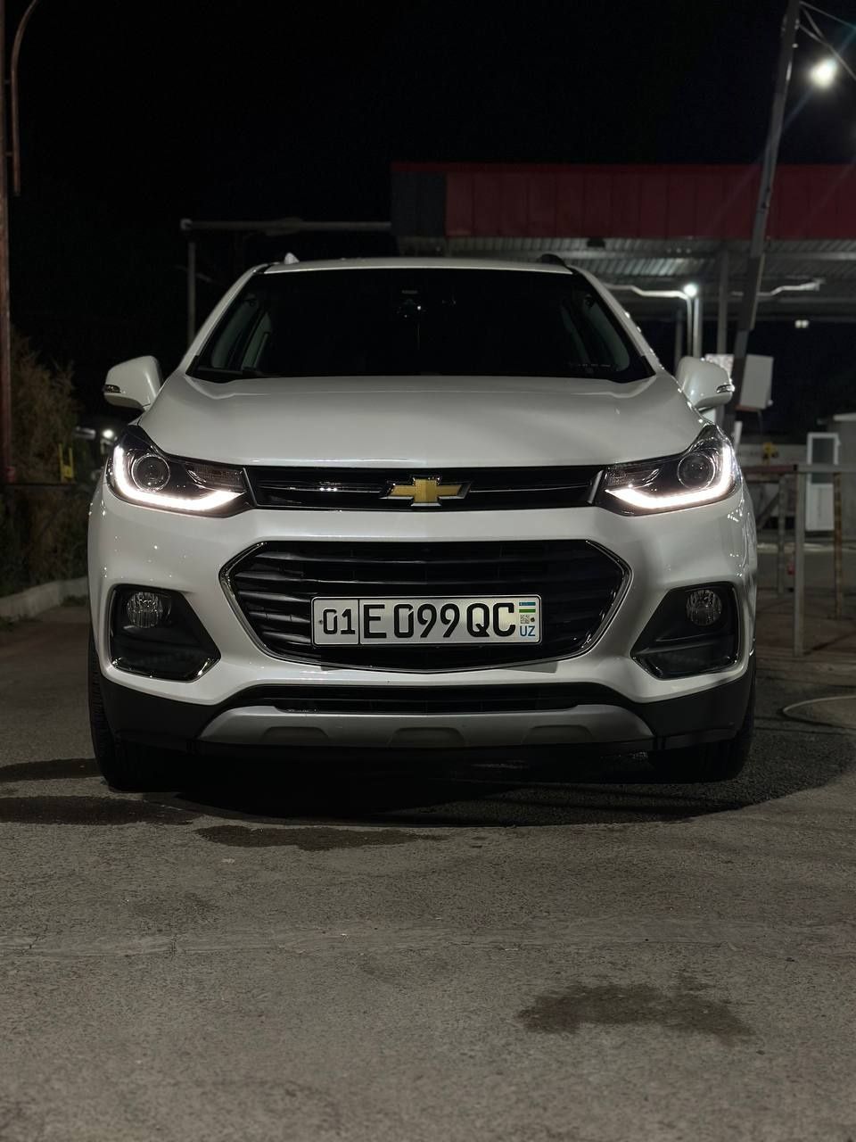Tracker 1 premer sotiladi holati ideal ozimizziki