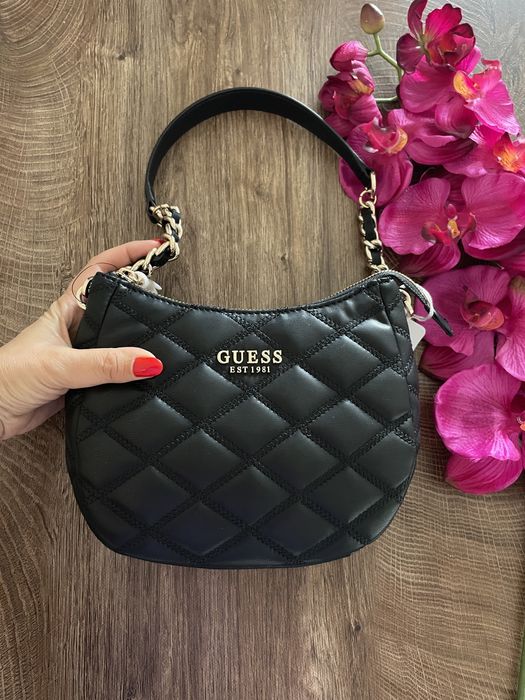 Дамска чанта Guess