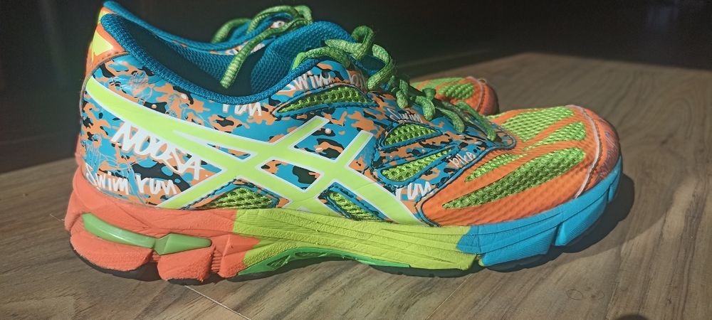 Дамски маратонки Asics - N39
