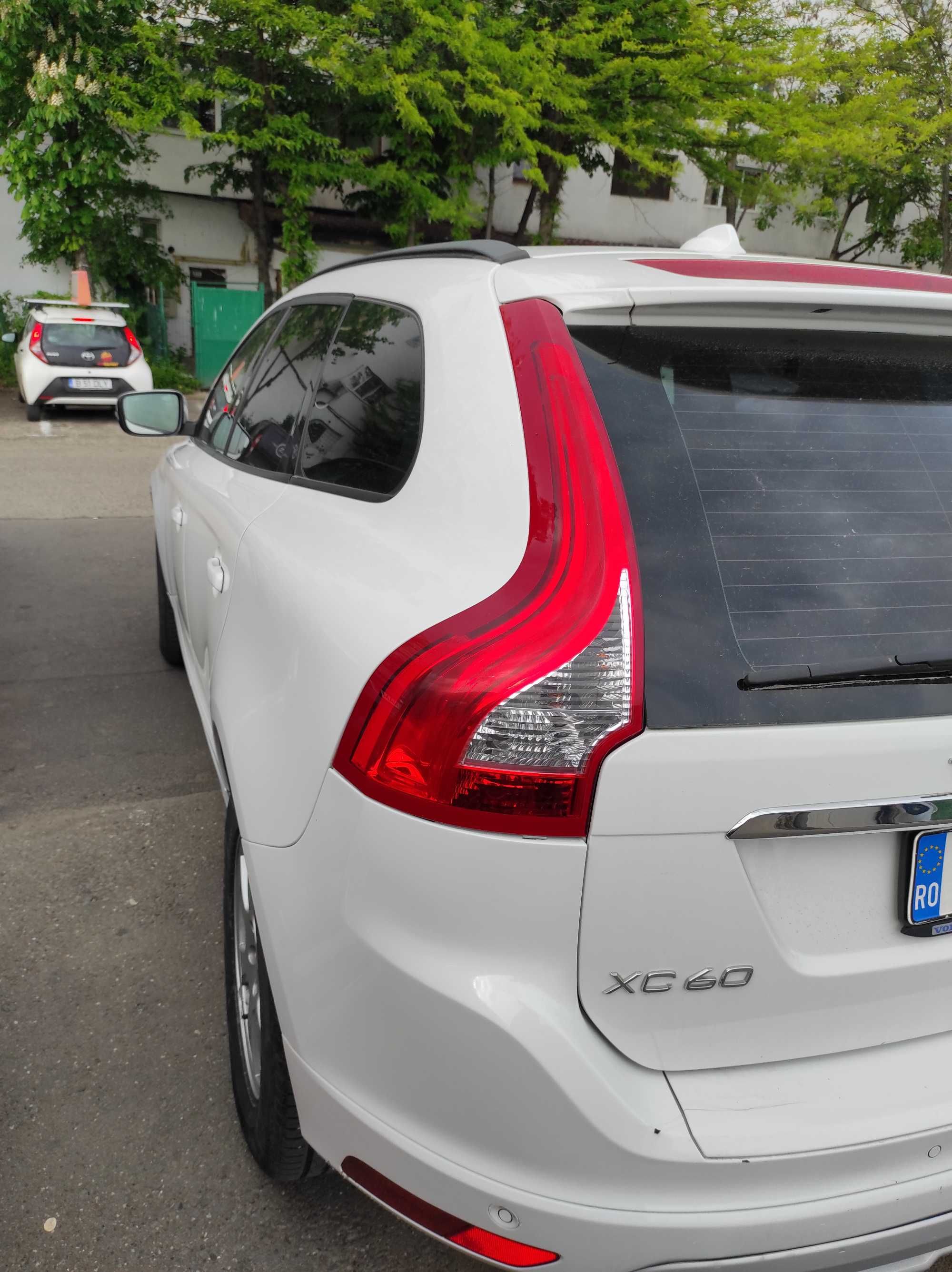 Vând sau schimb Volvo XC60 D3 cutie automată din 2014