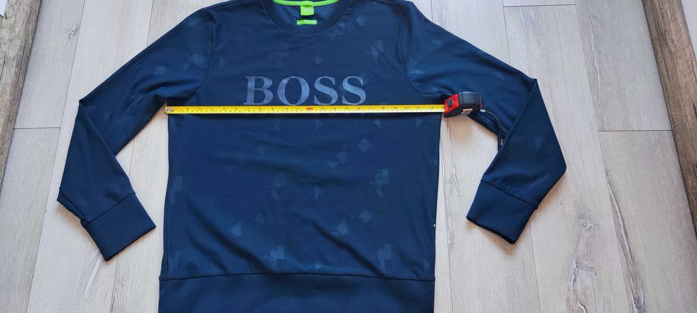 Продавам нова мъжка блузка Hugo Boss - размер XL