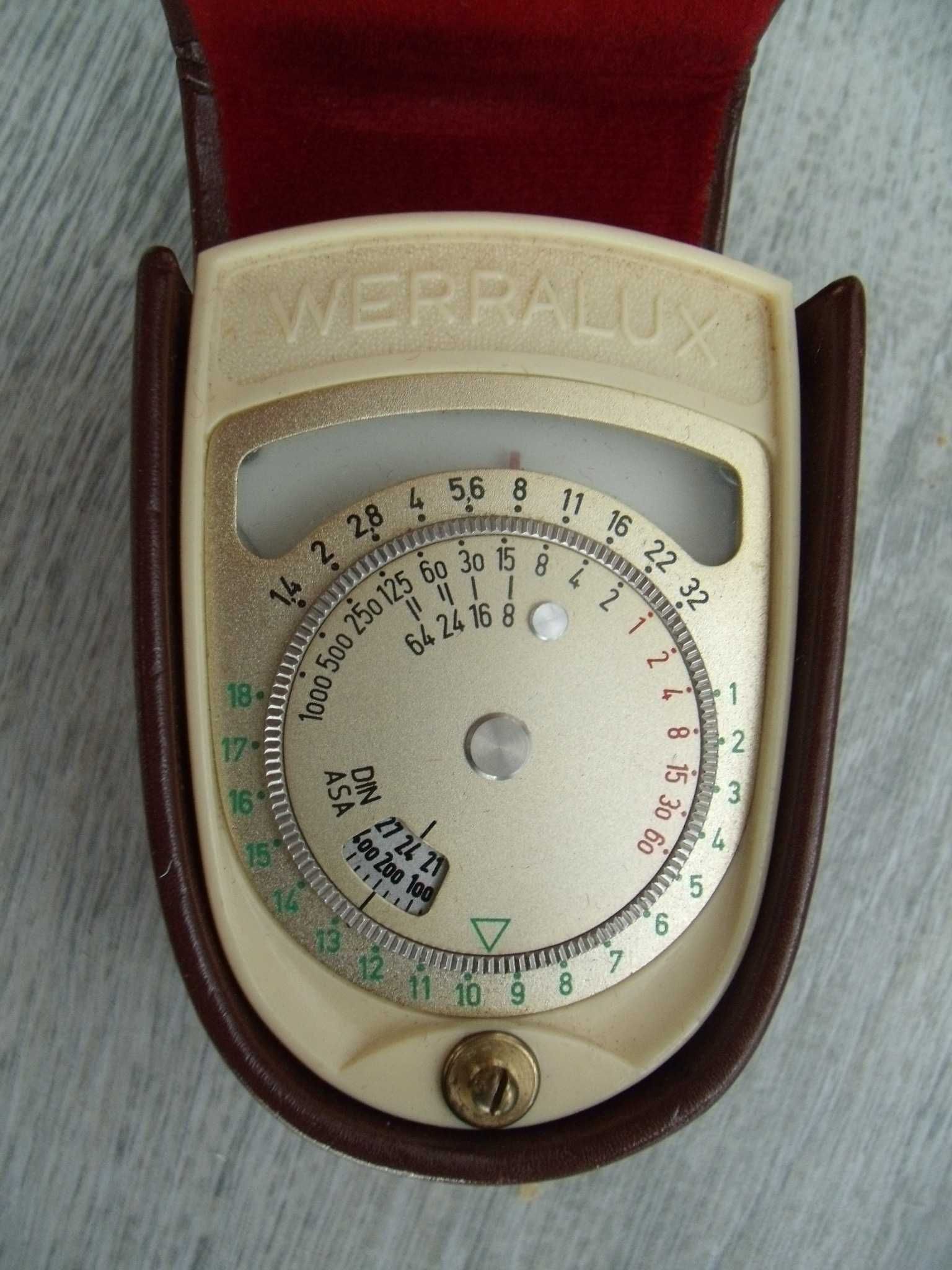 оф.7522 стар уред - светломер - WERRALUX- с кожена кутийка