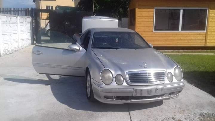 Dezmembrez merce clk 1.8 benzină