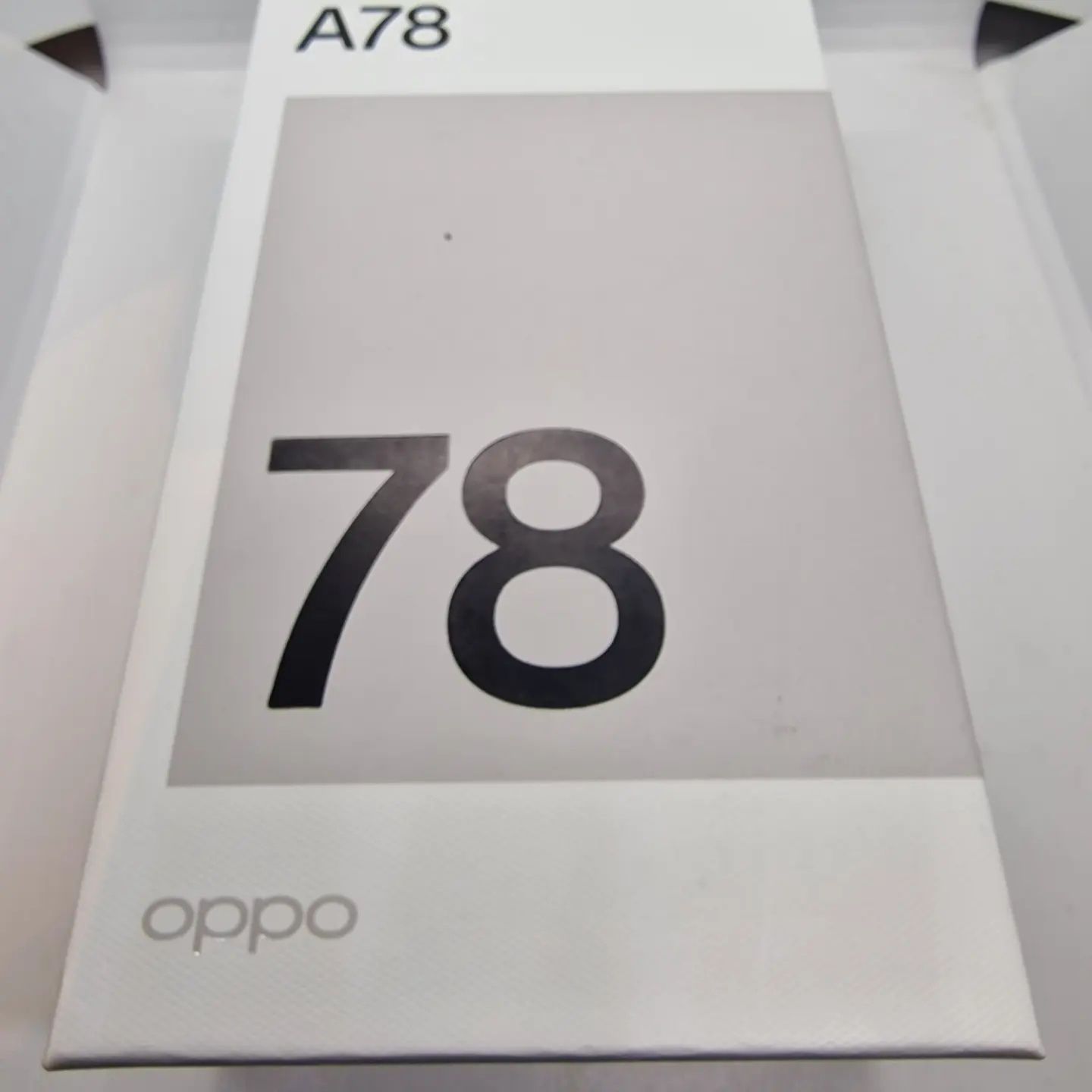 Oppo A78 128GB Memorie