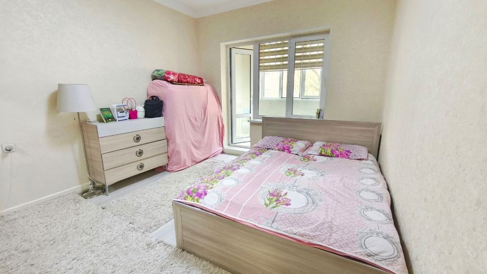 Ц-1 Продается 4 комнатная квартира ремонт ул.Садык Азимова кафе Studio