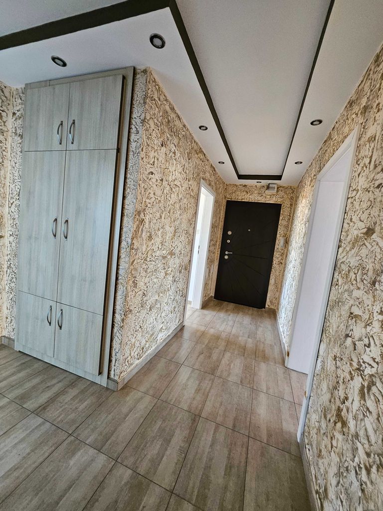 Продава се Четиристаен апартамент в Асеновград - 81 кв.м за 1186 €/кв.м - Снимка #3