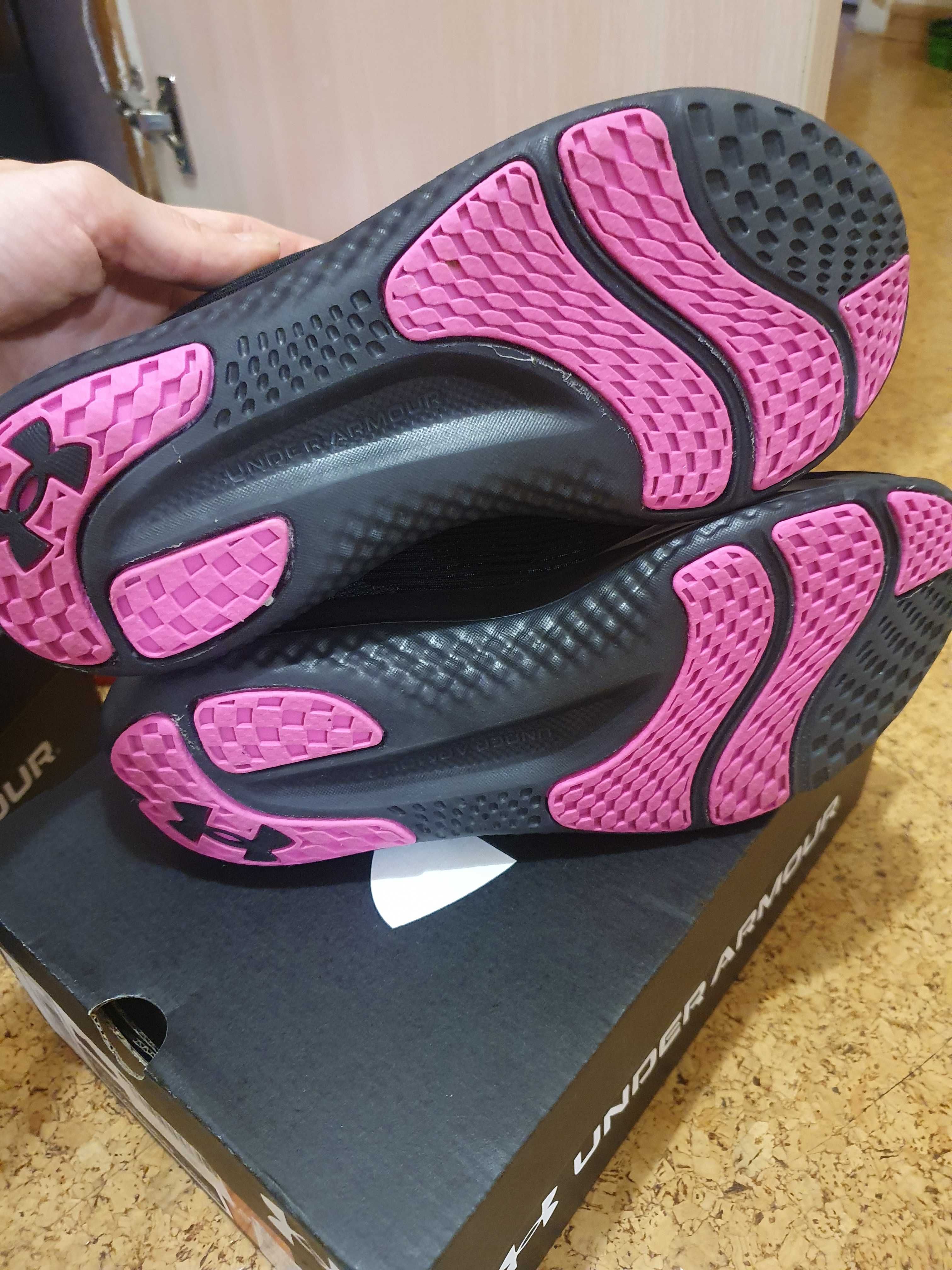 Нови маратонки Under armour