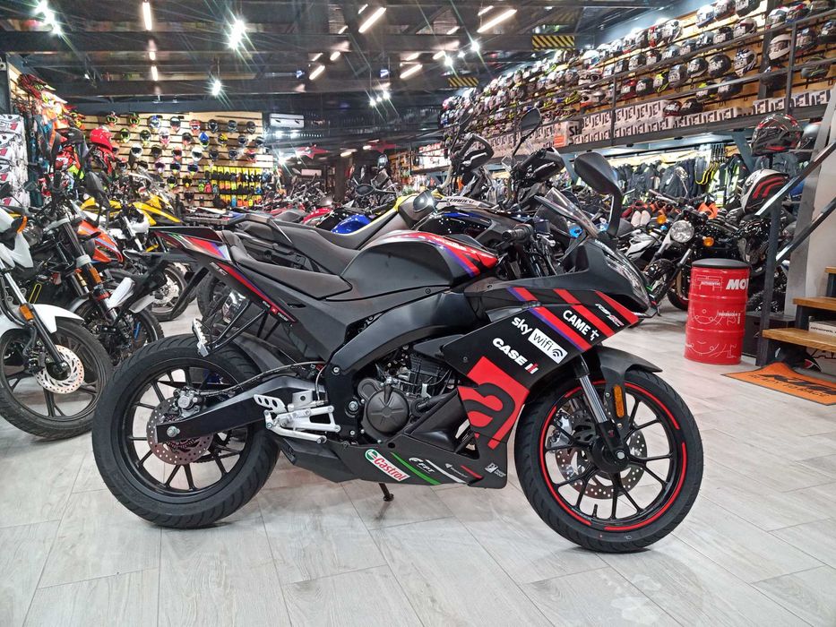 Aprilia RS 125 GP Replica-livrare showroom EST BIKE Campina