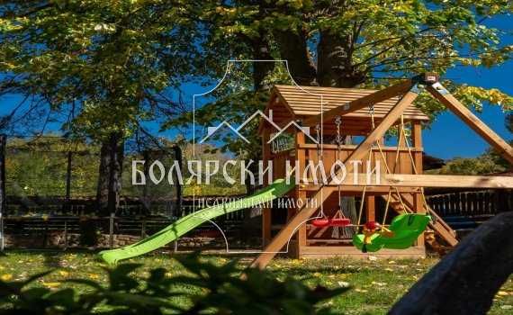 Къща в с. Хъневци