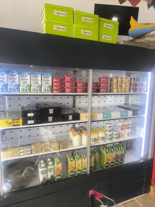 Ветрина халаделник