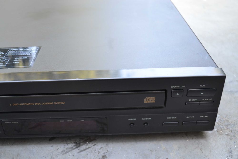 Cd player Denon DCM 260