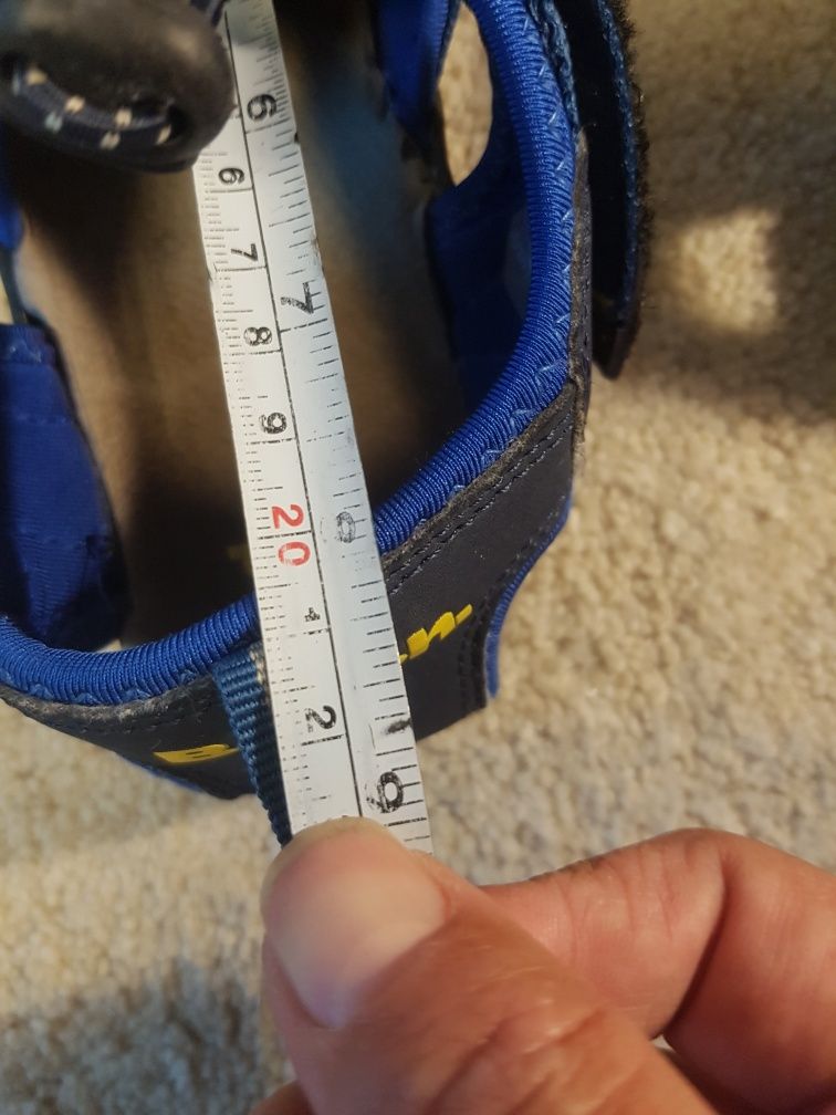Sandale copii  bench marimea 35 . 22.5 cm