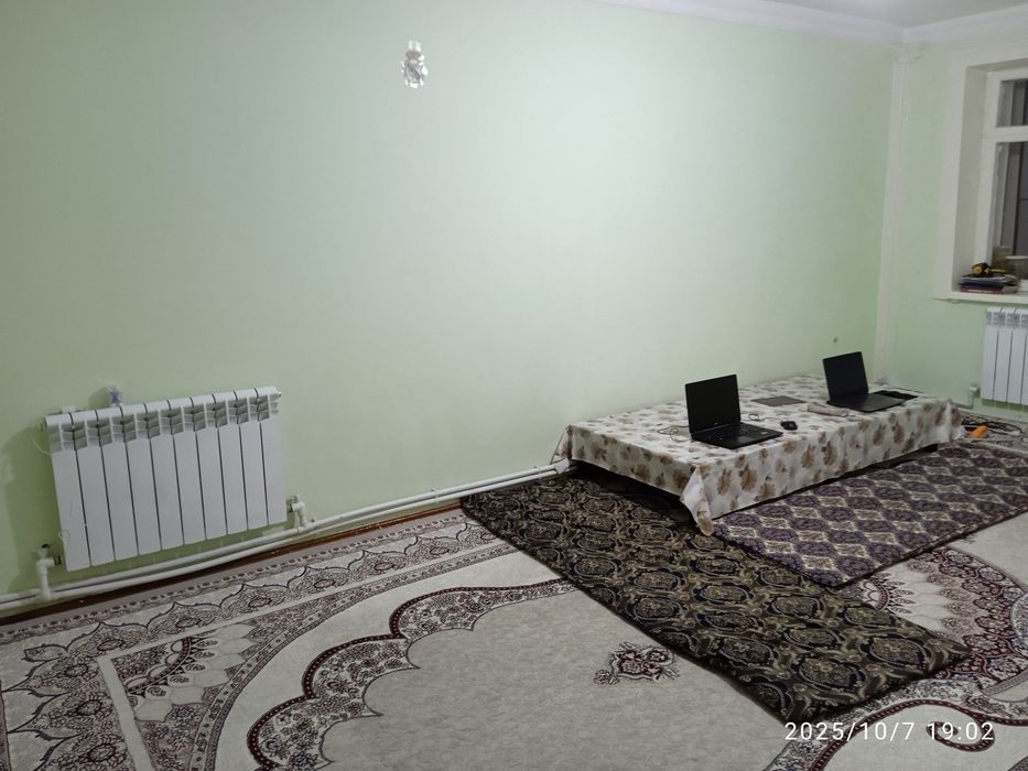 Карши шахар вокзал локомотив дом 4 хонали 2 та балконли квартира