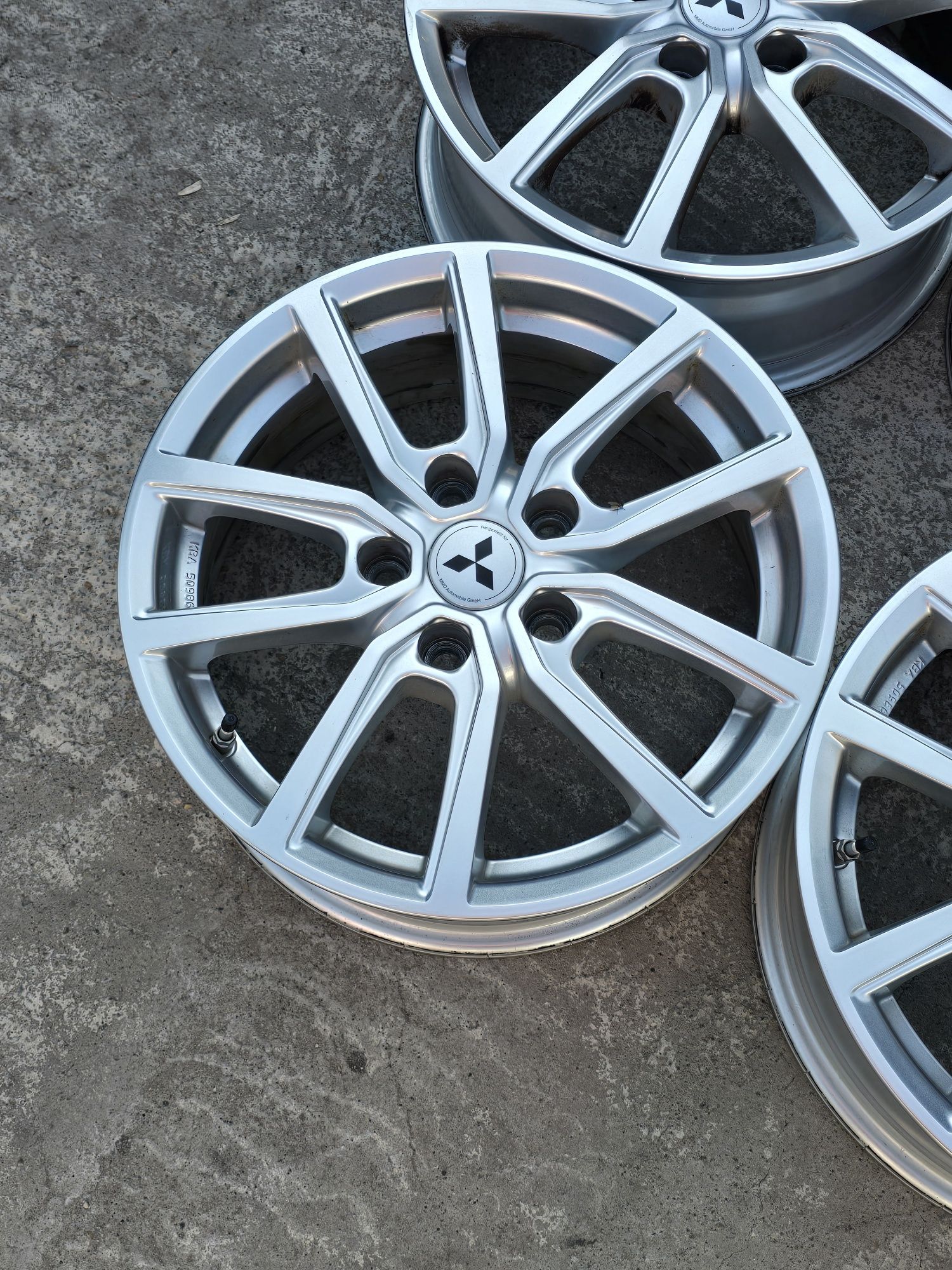 Джанти 16 / 5х114,3 - Mitsubishi 5x114,3
