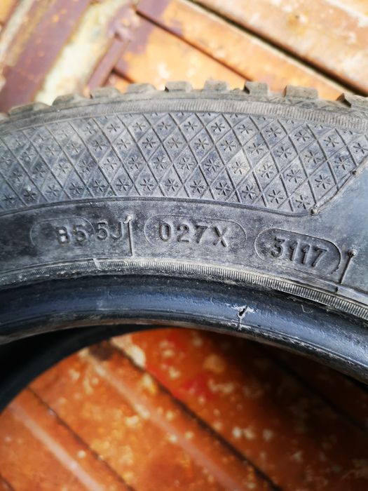 Продавам зимни гуми 185/60/R15 дот-3117