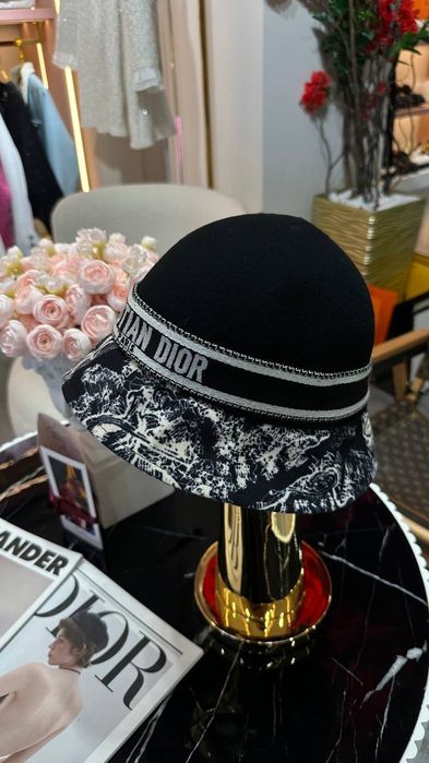 Диор    Dior Dior