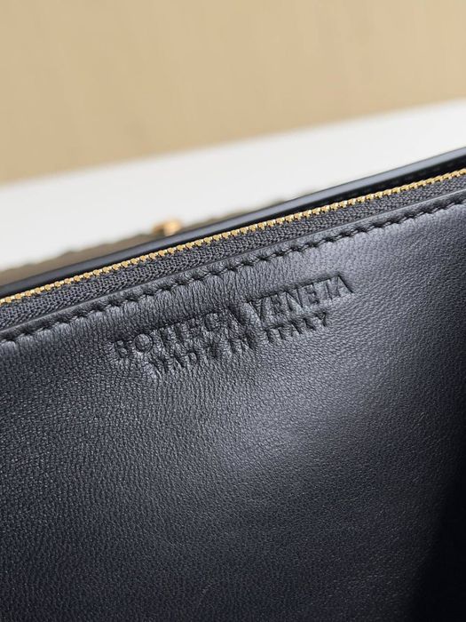 Geanta Bottega Veneta