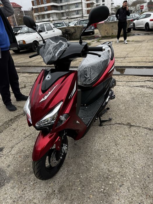 Scuter NOU Rate cu buletinul Barton Flash 50cc cu Permis
