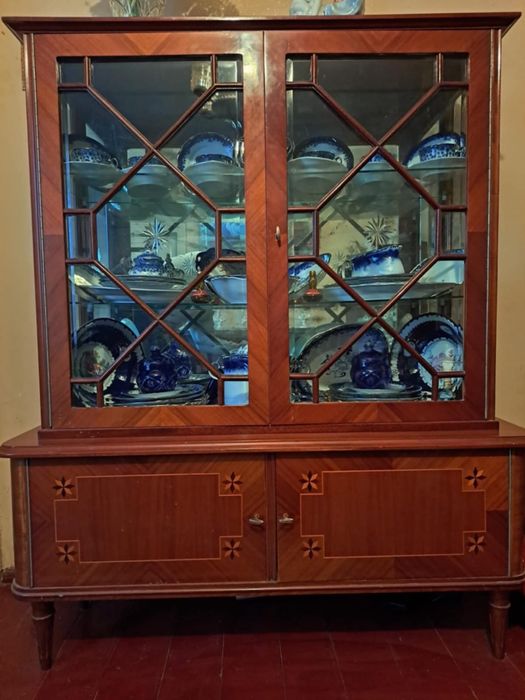 Mobila lemn masiv deosebita