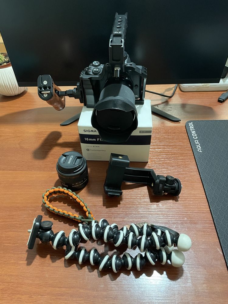 Камера Canon M50 kit,обьектив Sigma 16mm