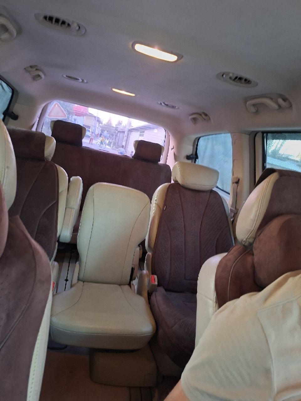 Kia carnival 7 kishili